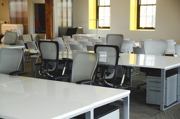 Comment choisir le lieu idéal pour votre conférence d'entreprise